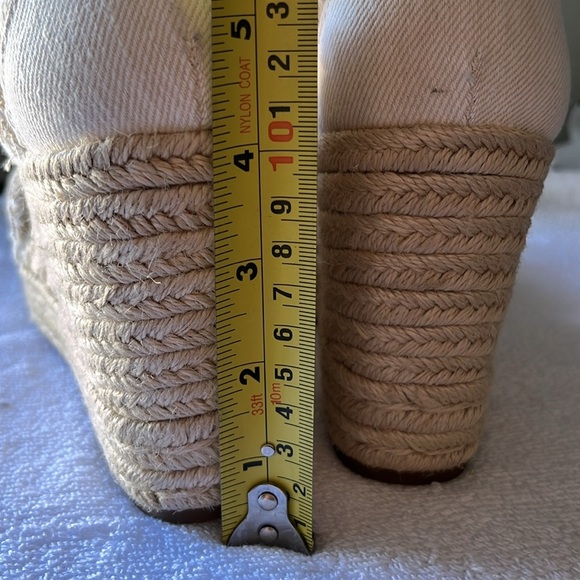 Michael kors Cream Canvas Wedge Sandals with Ankle Strap MICHAEL KORS - Picture 11 of 11